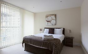 Lanterns Court 2B